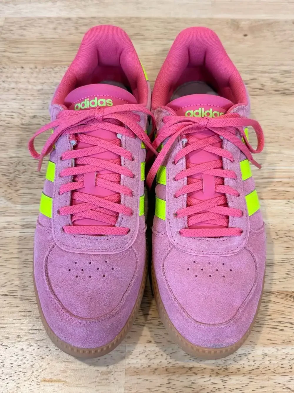 adidas Women's Breaknet Sleek Sneaker Pink Neon Size 10